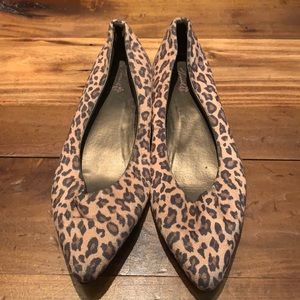 Leopard flats